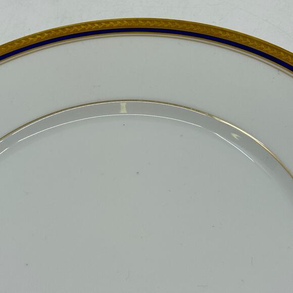 The Seville Vignaud Limoges Porcelain Dinner Plates - Picture 5 of 8